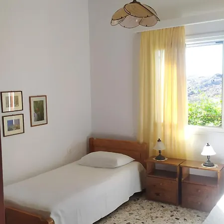Holiday home Almond Trees House
